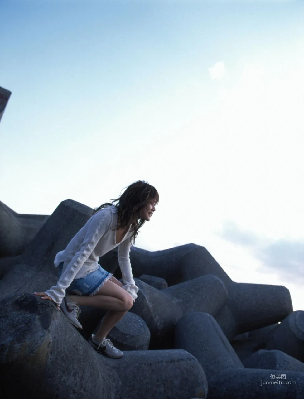 Risa Niigaki 新垣裡沙 [Hello! Project Digital Books] Vol.45 寫真集 40
