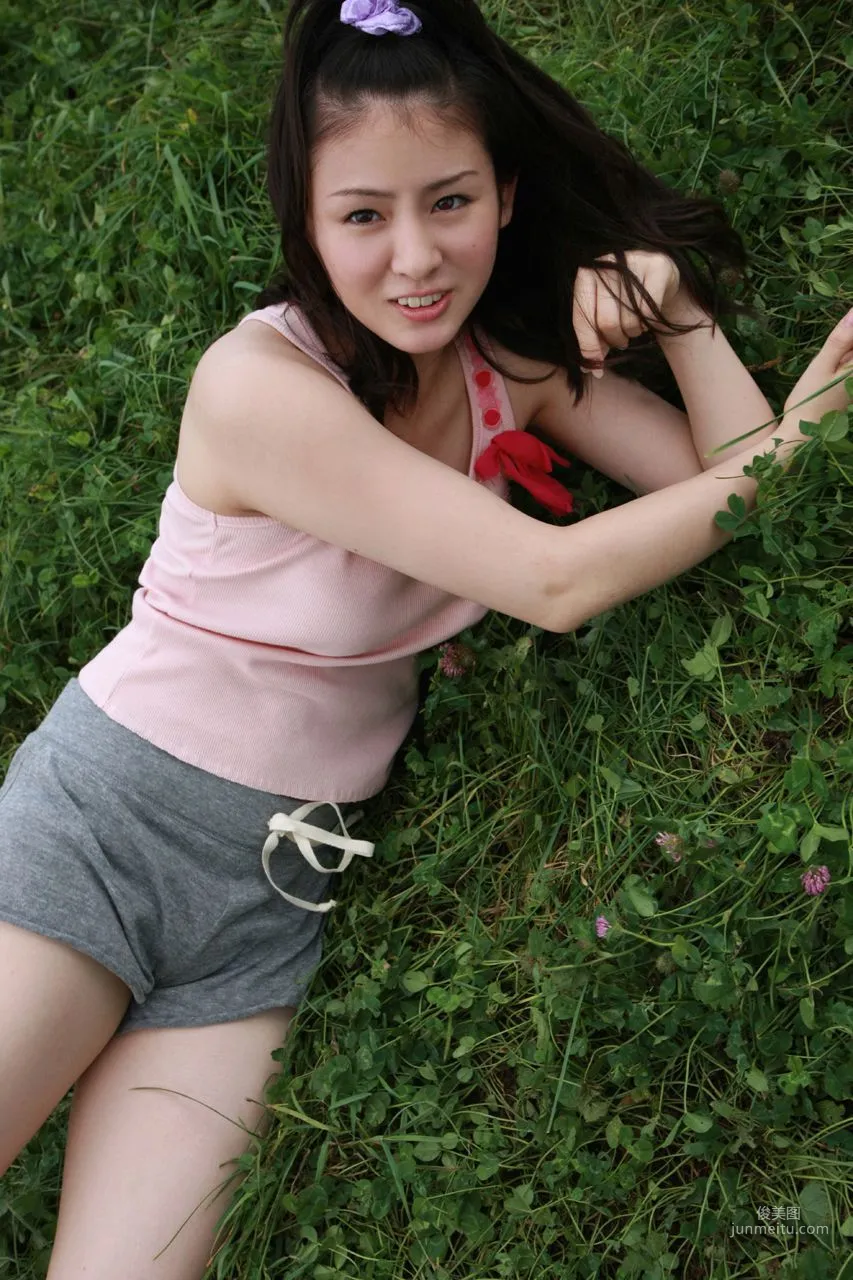 Risako Sugaya [Hello! Project Digital Books] Vol.68 Photo Set photo 7