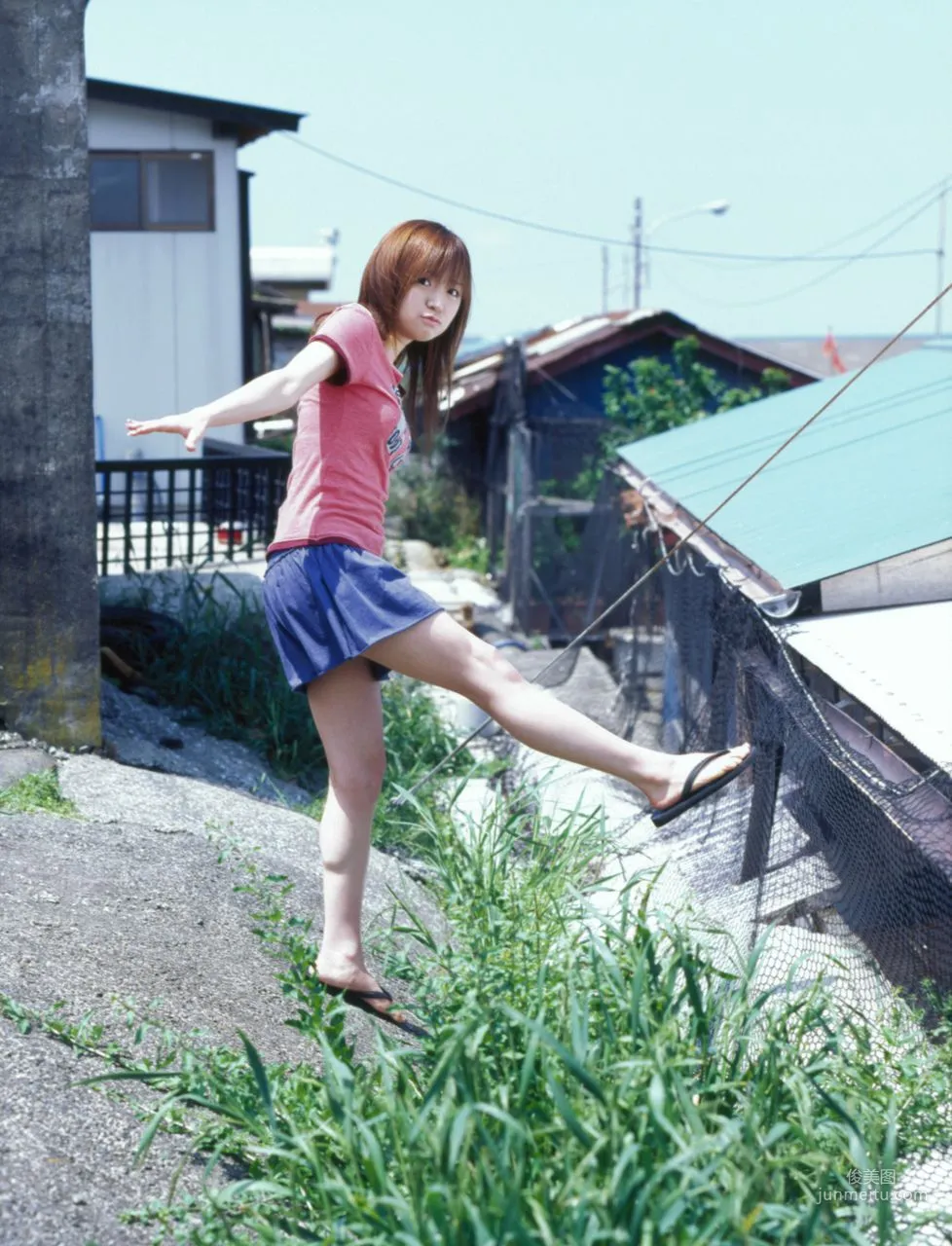 Asami Konno [Hello! Project Digital Books] Vol.36 Photo Set photo 28