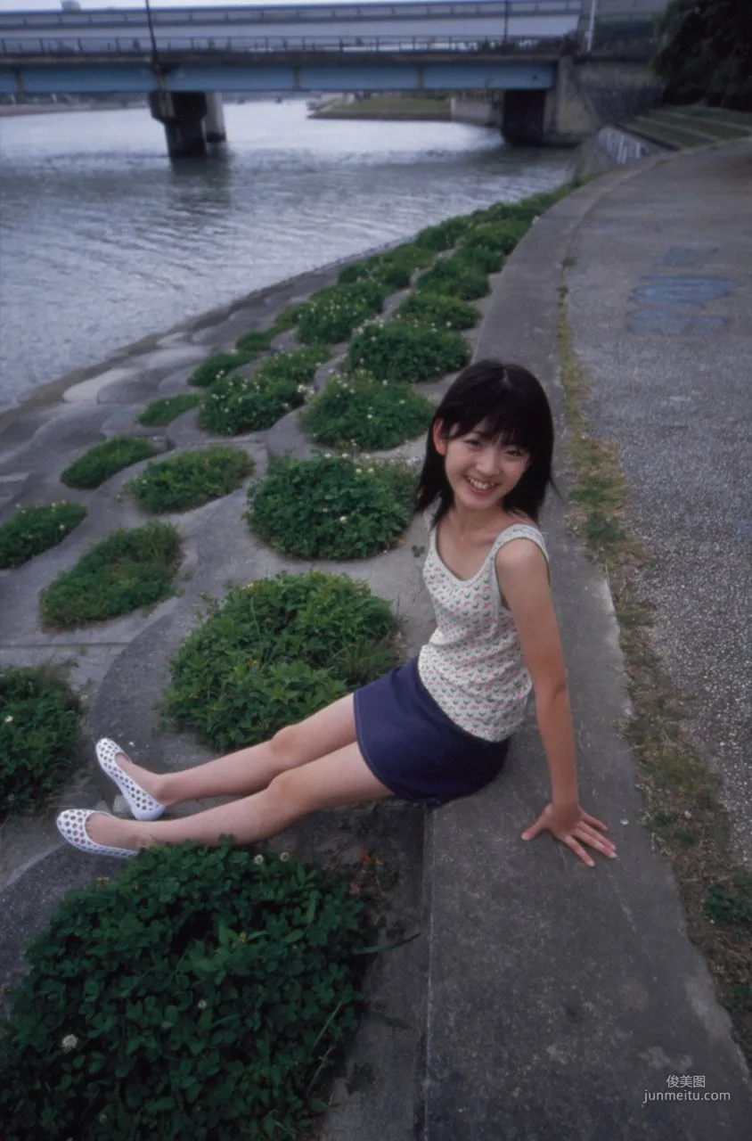 Airi Suzuki [Hello! Project Digital Books] Vol.43 Photo Set photo 43