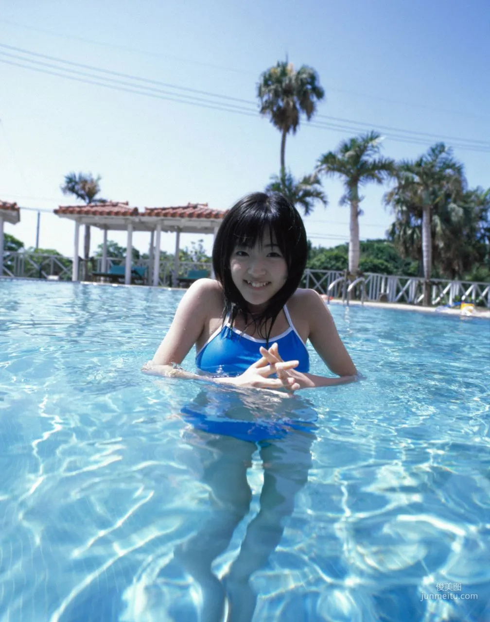 Airi Suzuki [Hello! Project Digital Books] Vol.43 Photo Set photo 113