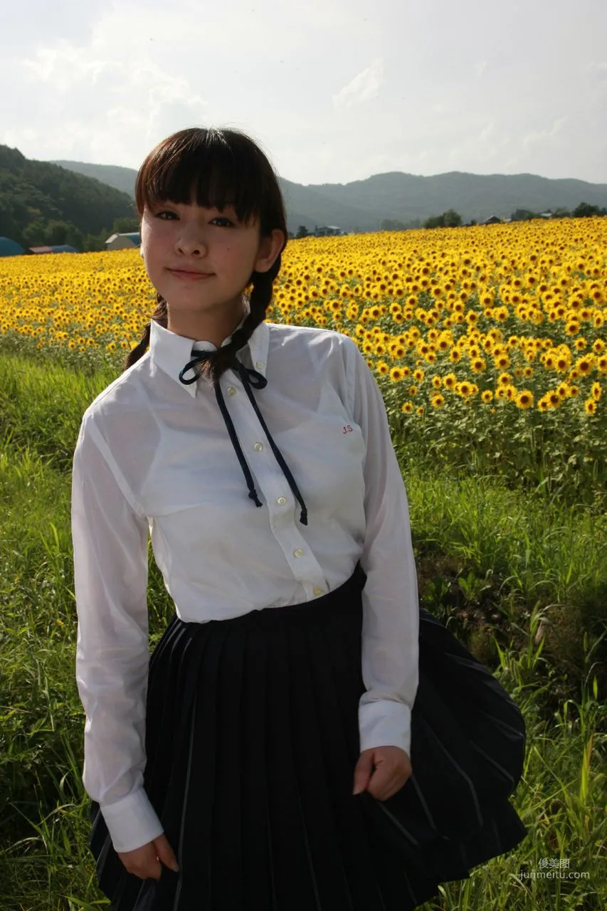 Risako Sugaya [Hello! Project Digital Books] Vol.68 Photo Set photo 99