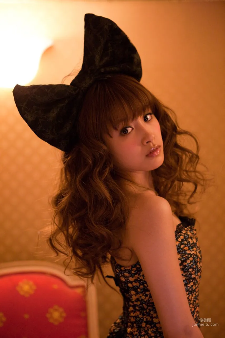 Ai Takahashi [Hello! Project Digital Books] Vol.74 Photo Set photo 69