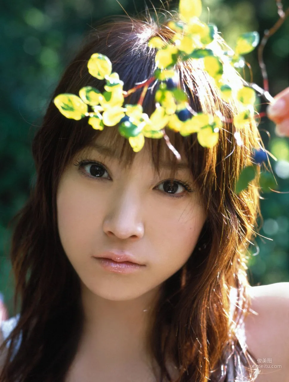 Eri Kamei [Hello! Project Digital Books] Vol.48 Photo Set photo 21