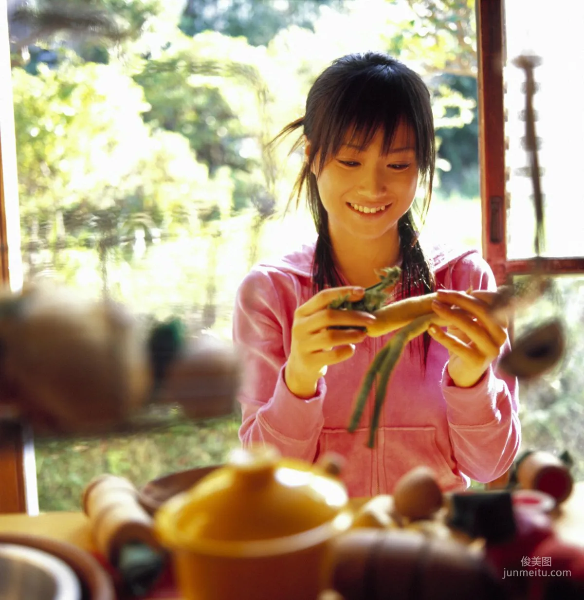 Eri Kamei [Hello! Project Digital Books] Vol.17 Photo Set photo 46