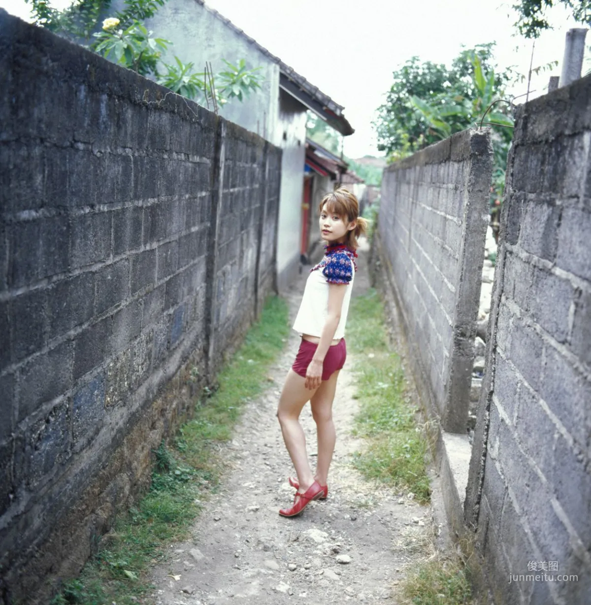 Ai Takahashi 高橋愛 [Hello! Project Digital Books] Vol.50 寫真集 14