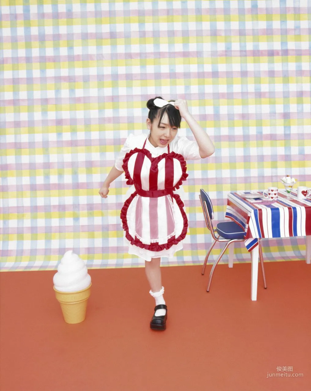 加護亞依、辻希美 [Hello! Project Digital Books] Vol.10 寫真集 31