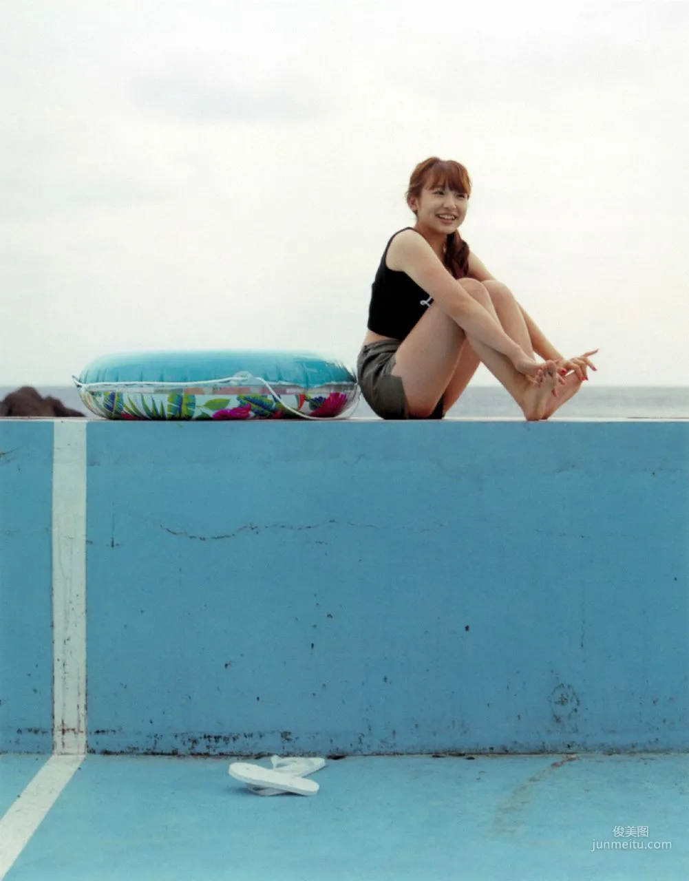 加護亞依、辻希美 [Hello! Project Digital Books] Vol.10 寫真集 13