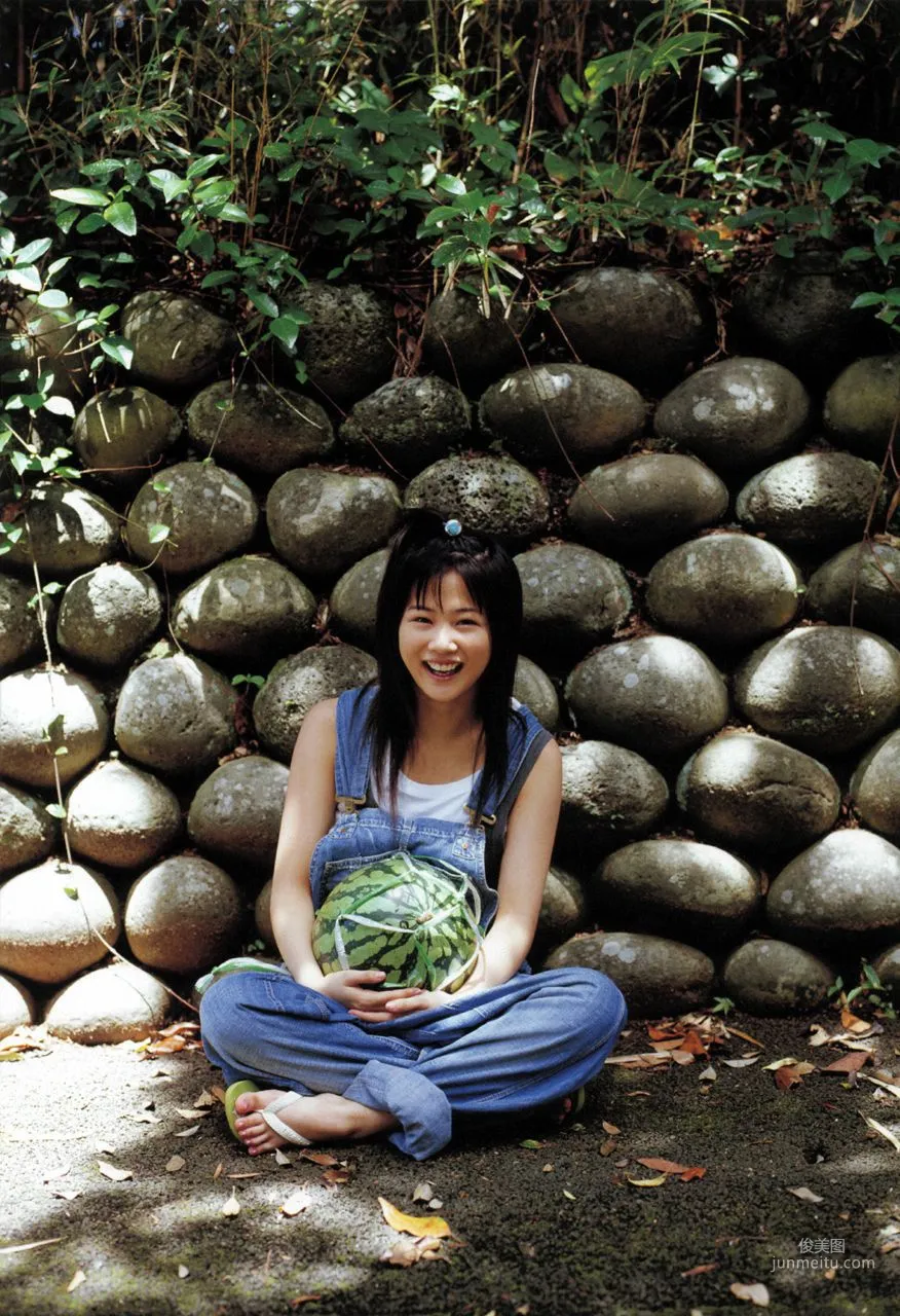 Niigaki Risa 新垣里沙 [Hello! Project Digital Books] Vol.11 写真集5