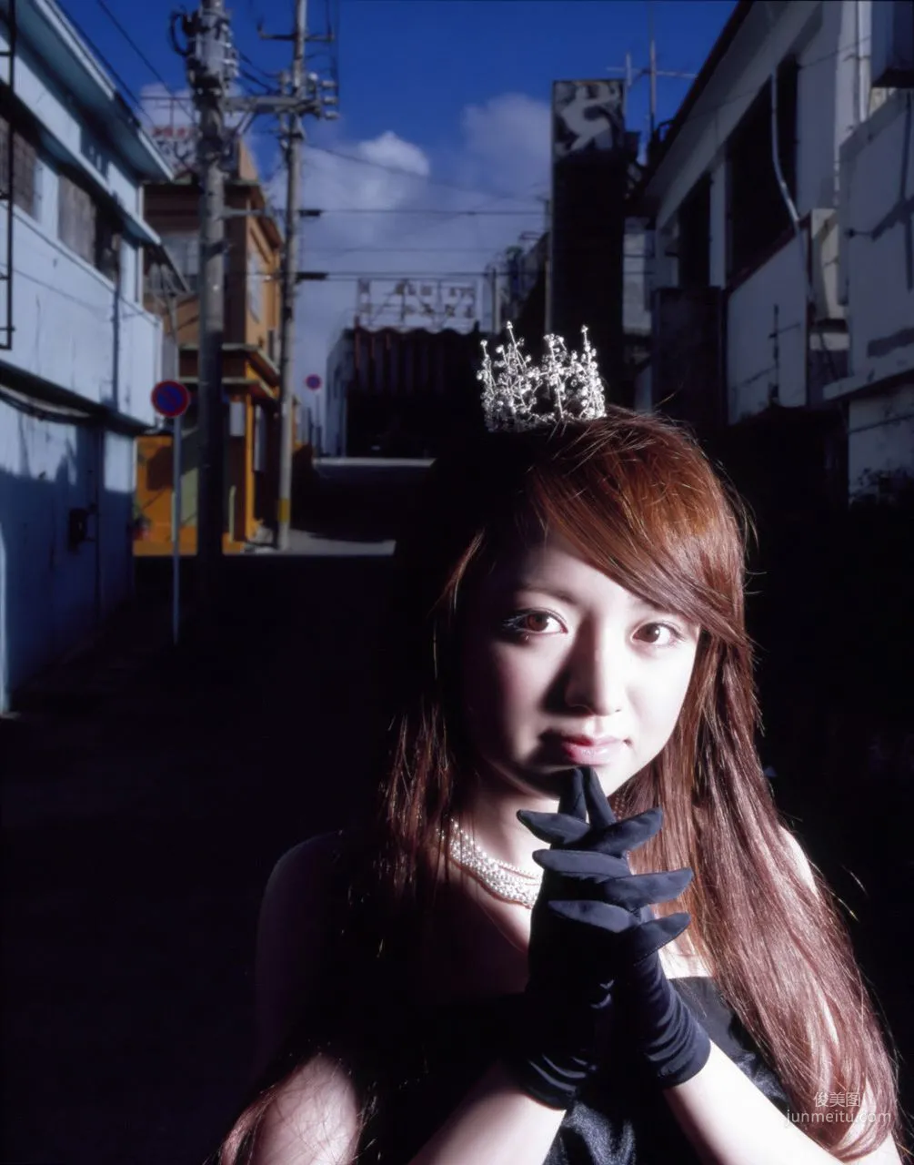 Asami Konno, Asami Konno [Hello! Project Digital Books] Vol.05 Photo Set photo 102