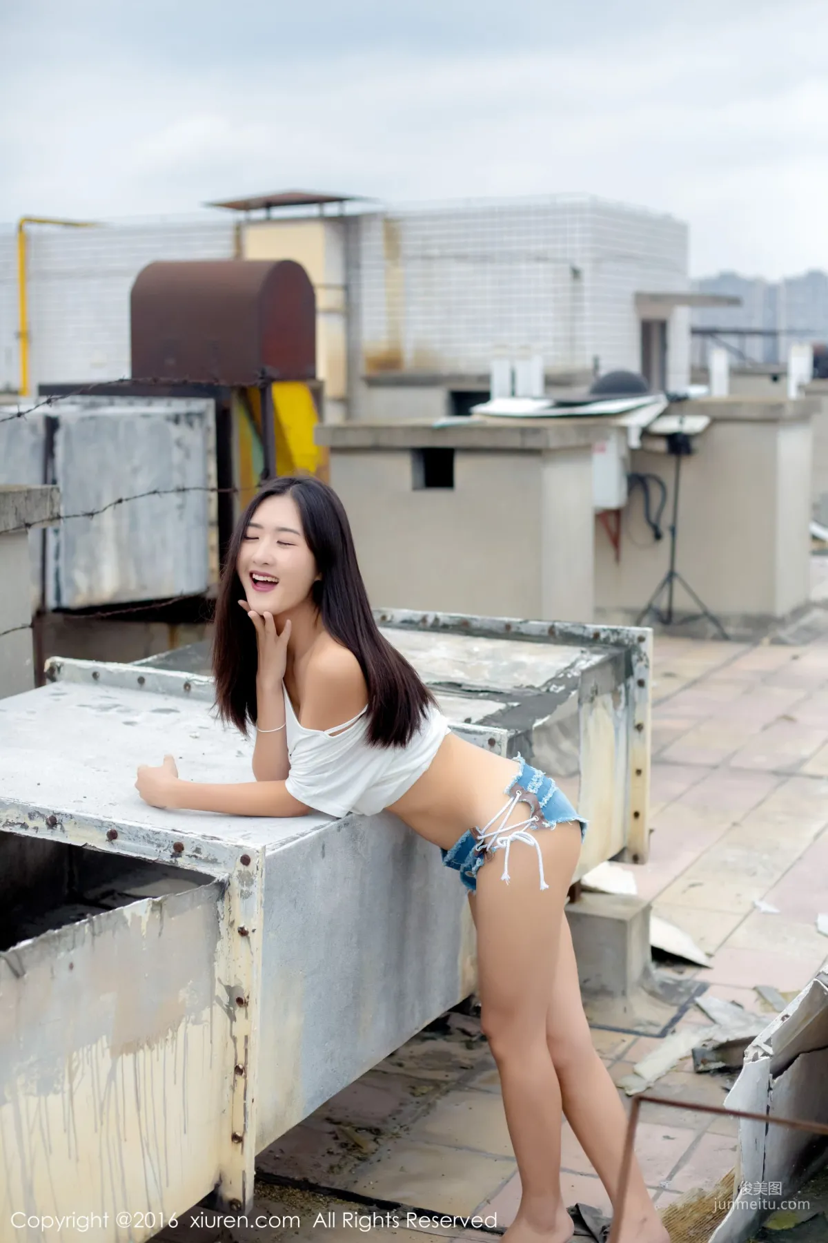 Zhou Yanlin LIN, Red Face and Vermilion Lips, Like a Green Lotus Rising from Water [XiuRen] No.624 Photo Set photo 8