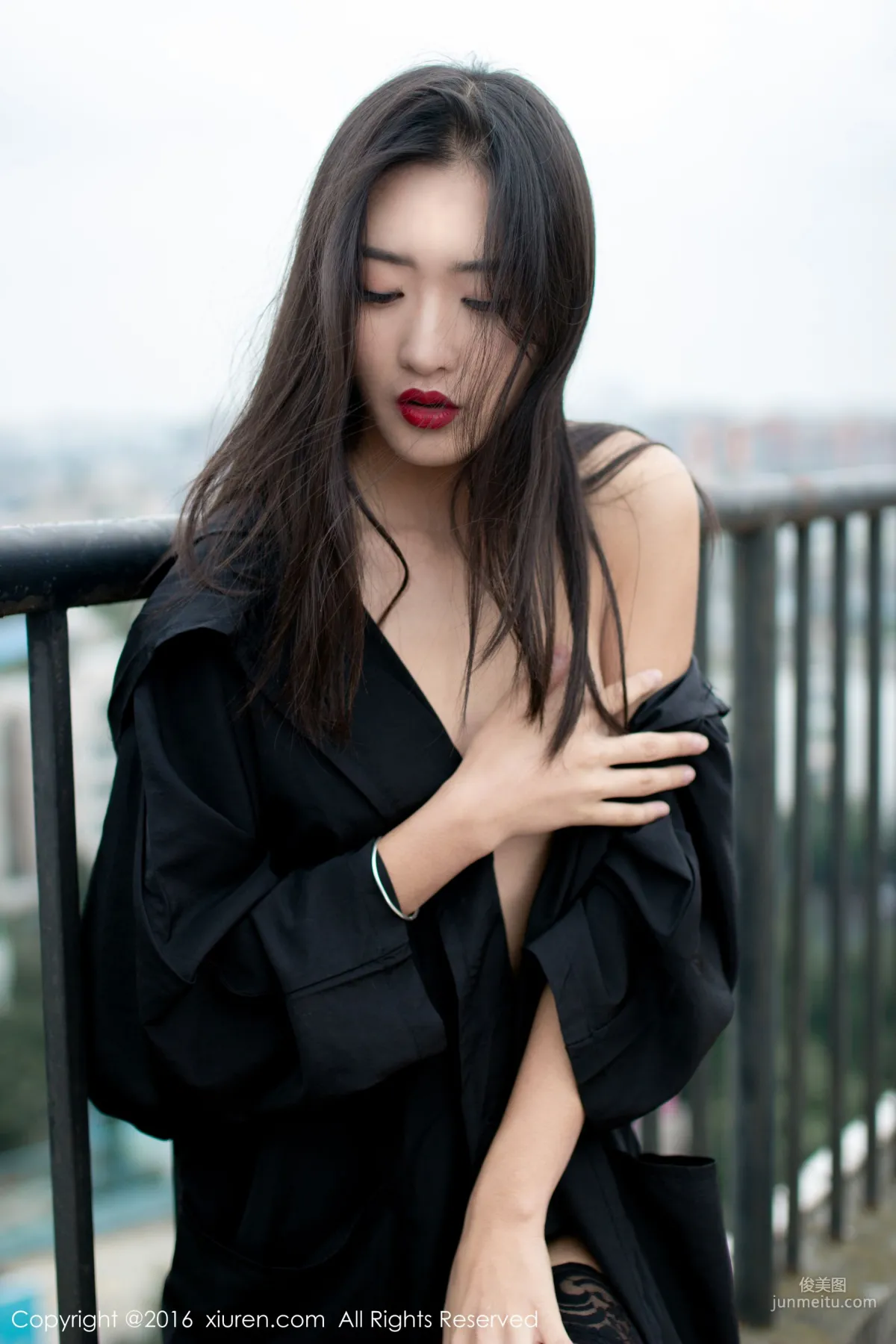 Zhou Yanlin LIN, Red Face and Vermilion Lips, Like a Green Lotus Rising from Water [XiuRen] No.624 Photo Set photo 33
