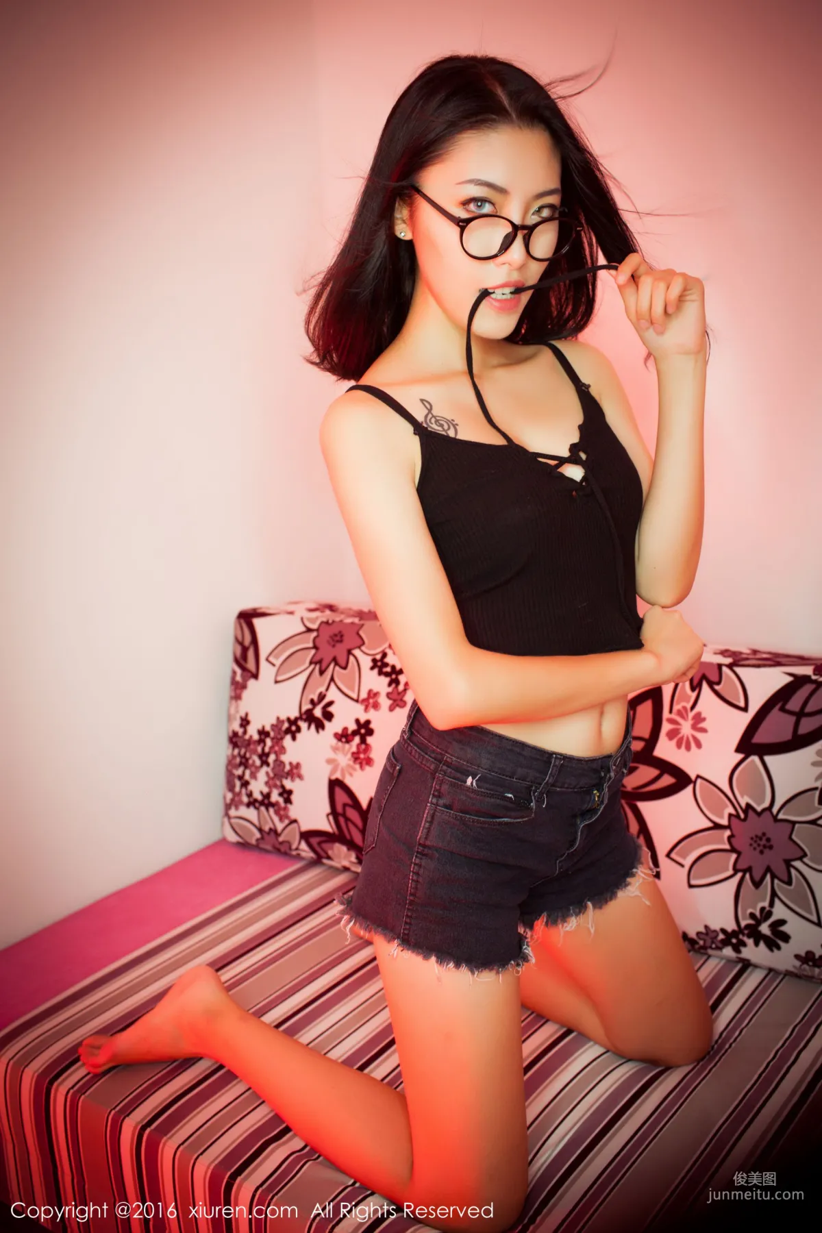 BOBO_xk (Li Qianyao), Hot Pants + Lingerie Series [XiuRen] No.617 Photo Set photo 24