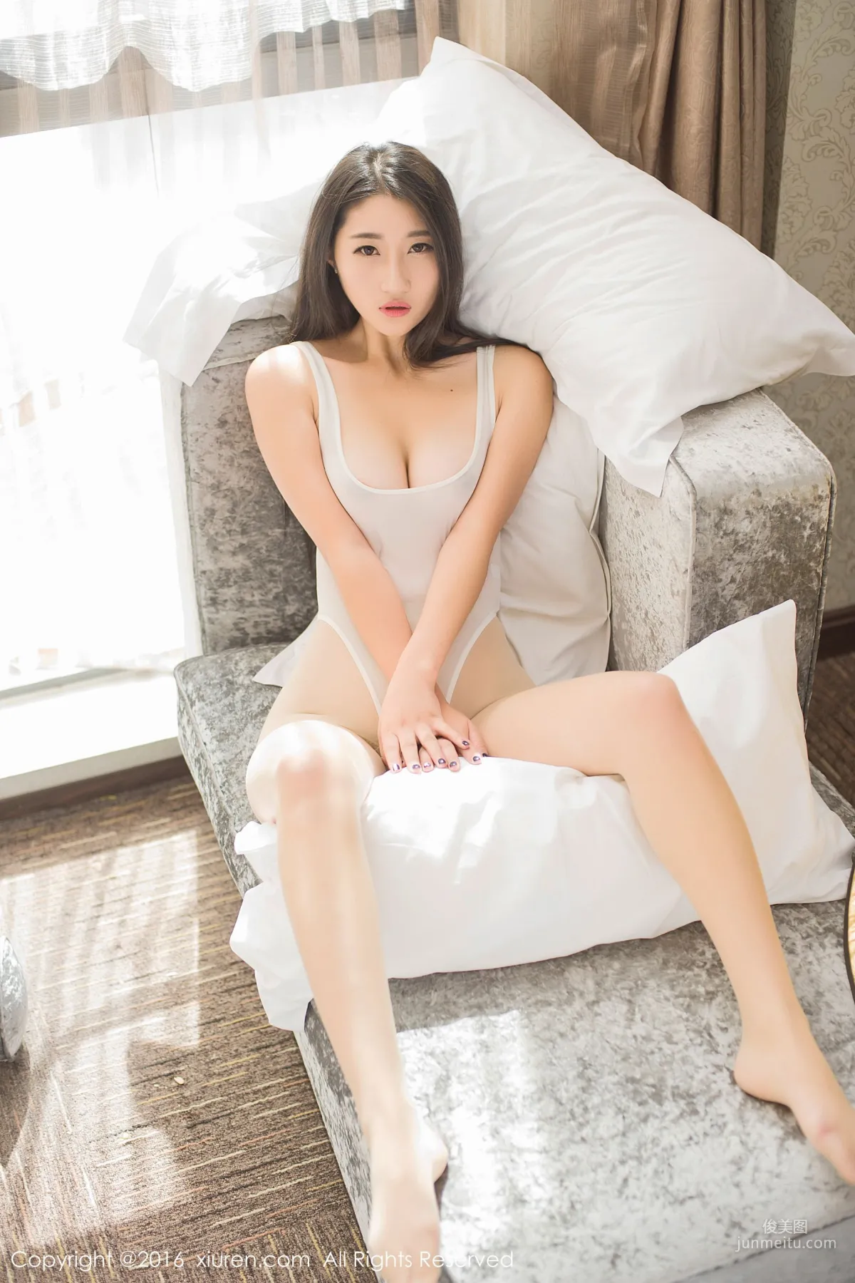 Su Yunjin (National Model Xiao Mo) Big Breasts and Wide Hips Cherry Small Mouth Young Girl [XiuRen] No.659 Photo Set photo 40
