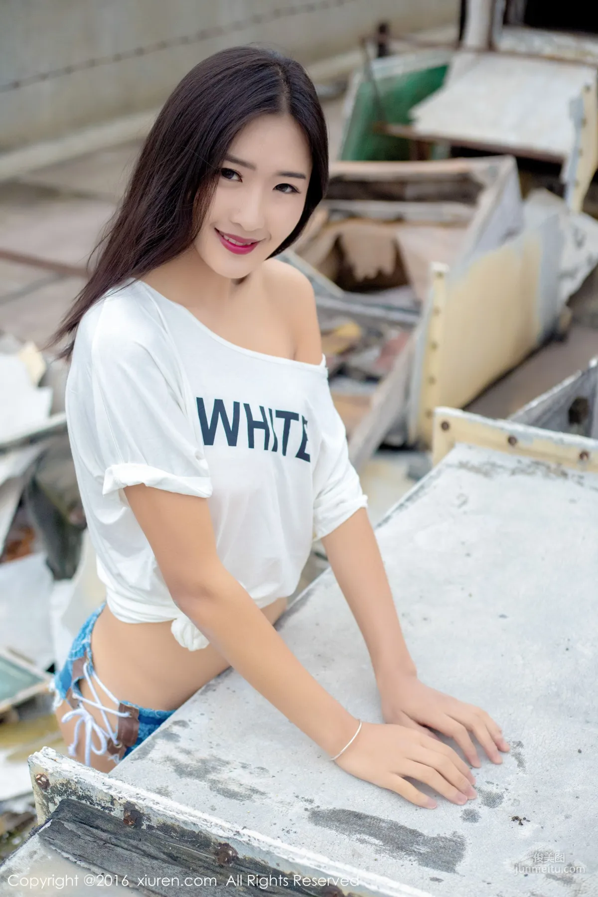 Zhou Yanlin LIN, Red Face and Vermilion Lips, Like a Green Lotus Rising from Water [XiuRen] No.624 Photo Set photo 1