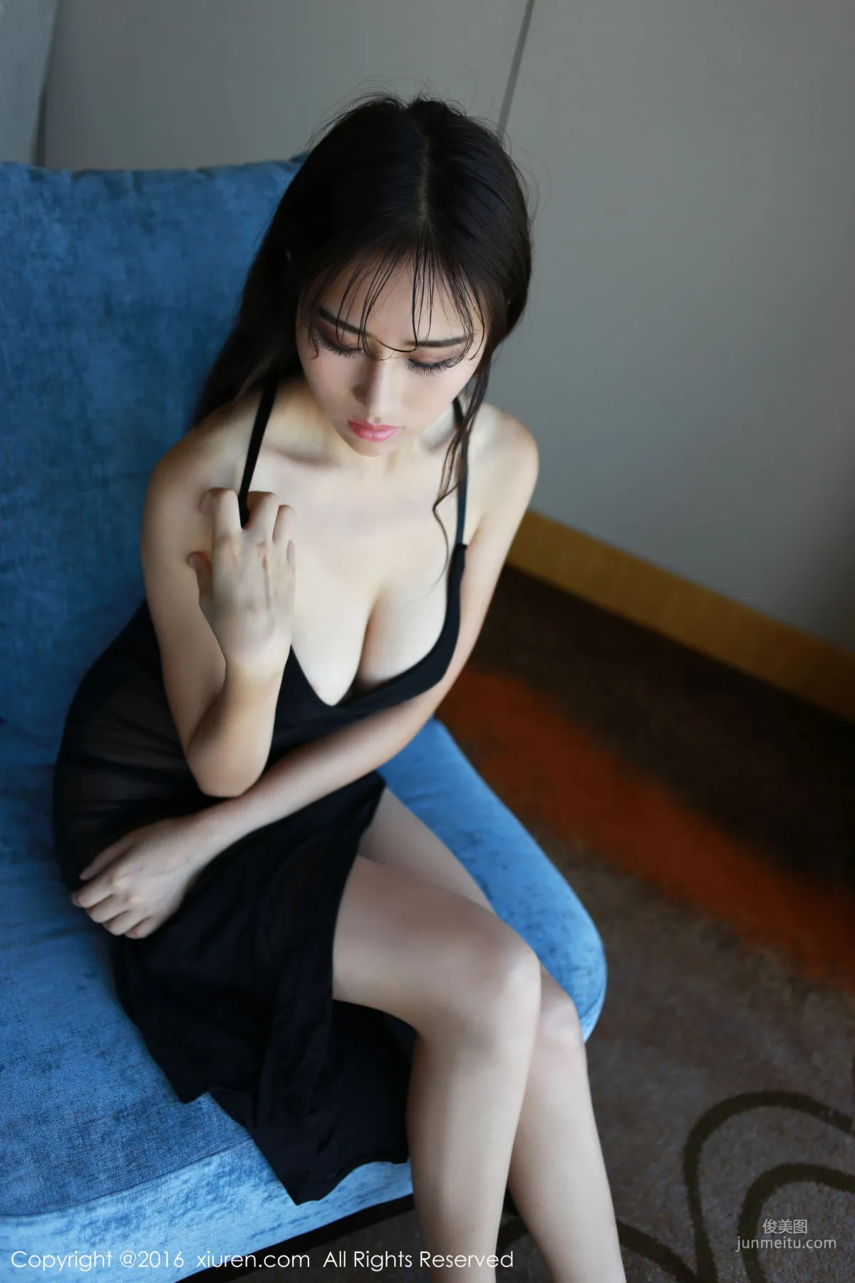 Yue Yintong, Nurse Uniform, Semi-Transparent Long Skirt, Fun Blood Dropper [XiuRen] No.622 Photo Set photo 17