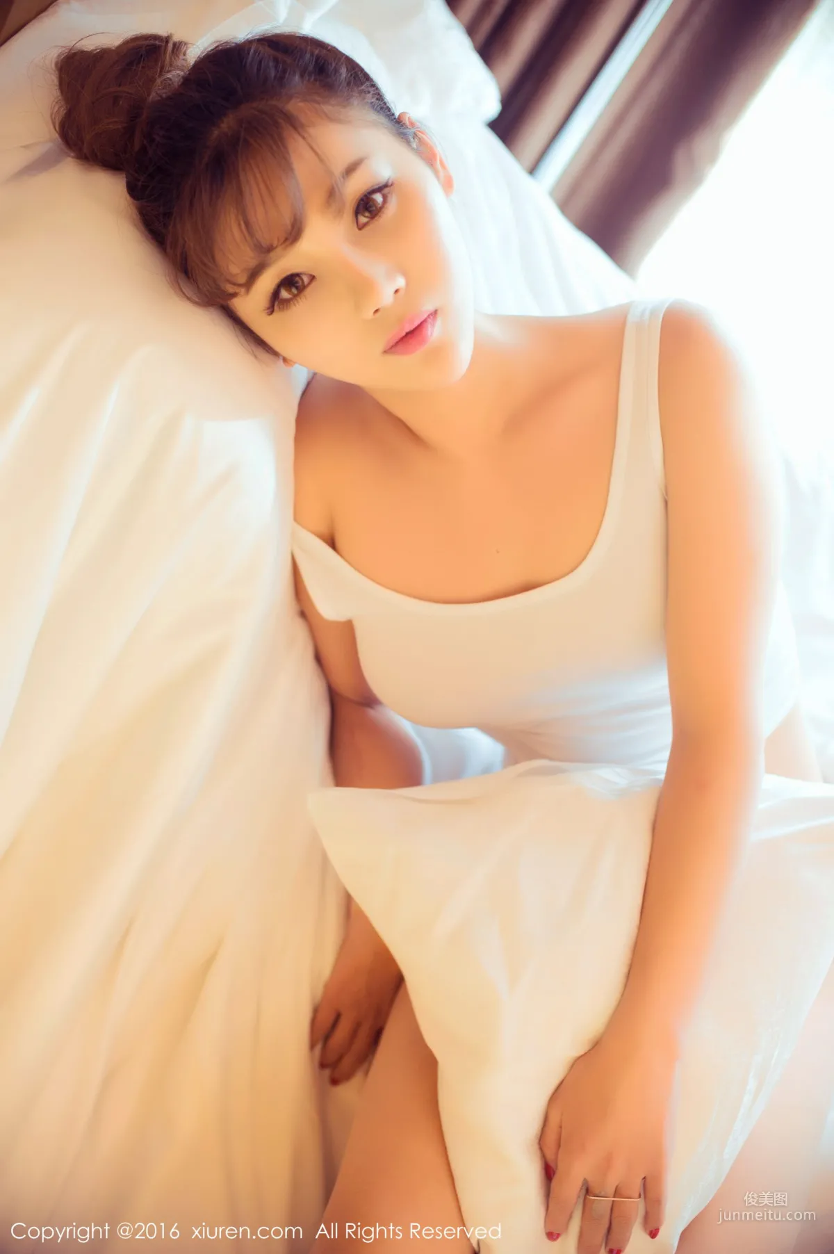 Zhou Yuran High-Cut Swimsuit, Cleavage Lingerie, High Heels and Beautiful Legs, White Ultra-Short Tank Top [XiuRen] No.633 Photo Set photo 39