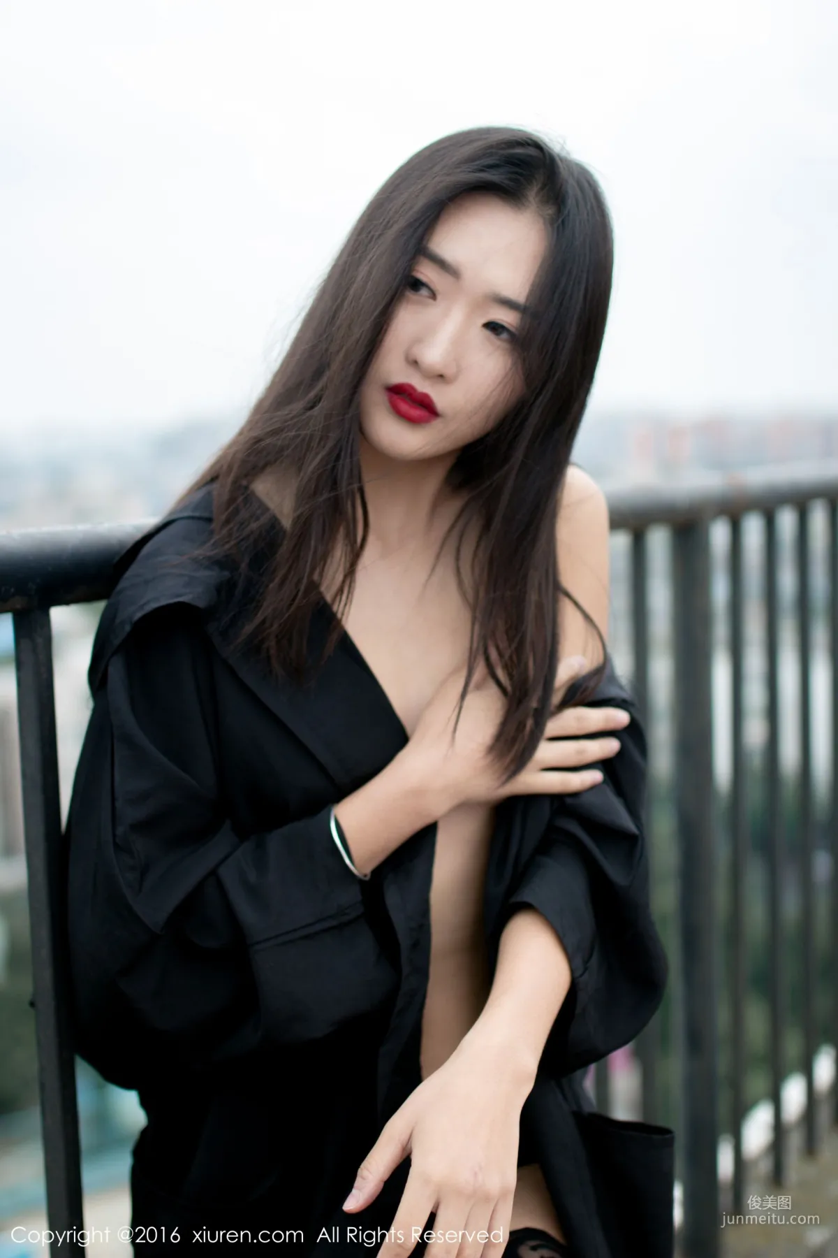 Zhou Yanlin LIN, Red Face and Vermilion Lips, Like a Green Lotus Rising from Water [XiuRen] No.624 Photo Set photo 34