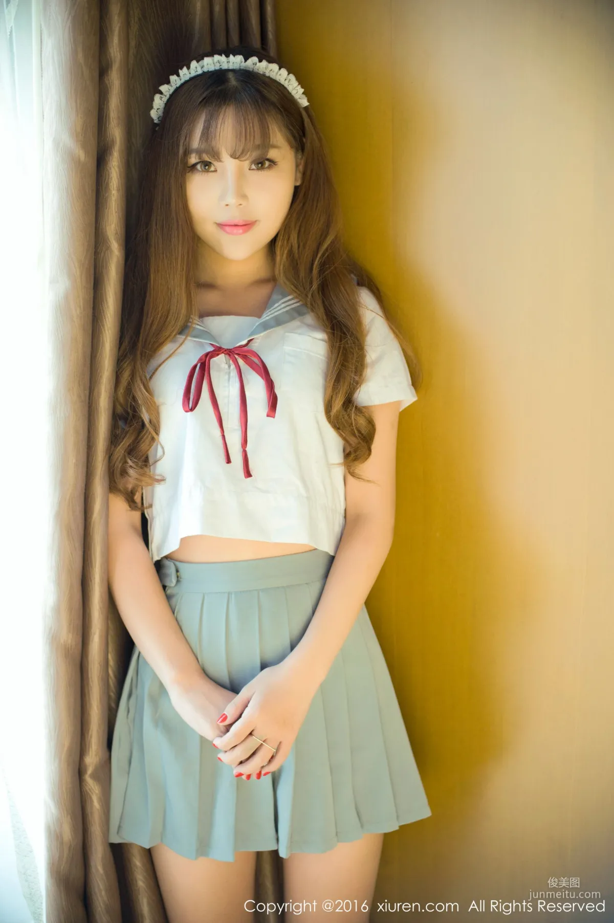 Zhou Yuran, High School Uniform Outdoor Big Bust, Classic Japanese School Uniform [XiuRen] No.651 Photo Set photo 1