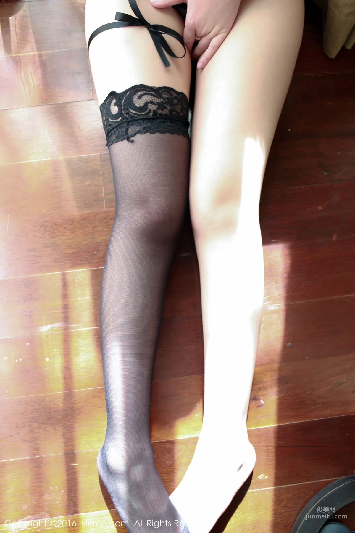 Liu Feier Faye, Corset + Thong + Black Stockings + Bandeau Lingerie [XiuRen] No.495 Photo Set photo 34