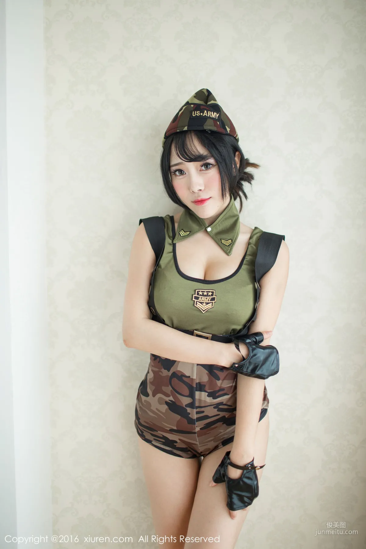 Dou Douliang Youlina, Camouflage Suit + Bathroom Series [XiuRen] No.519 Photo Set photo 7