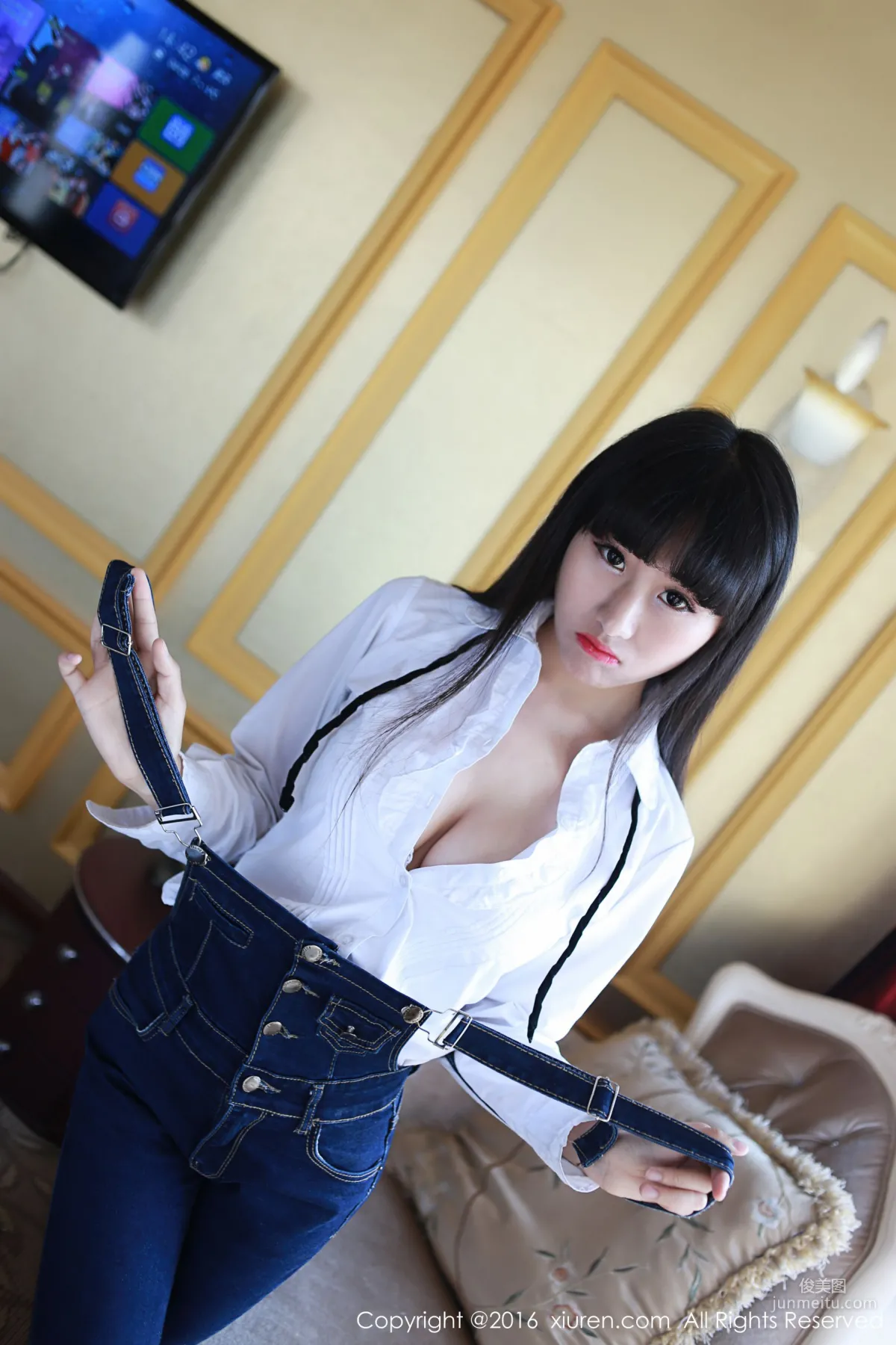 Yue Yintong 'Baby Face and Big Bust Girl from Wuhan' [XiuRen] No.520 Photo Set photo 6