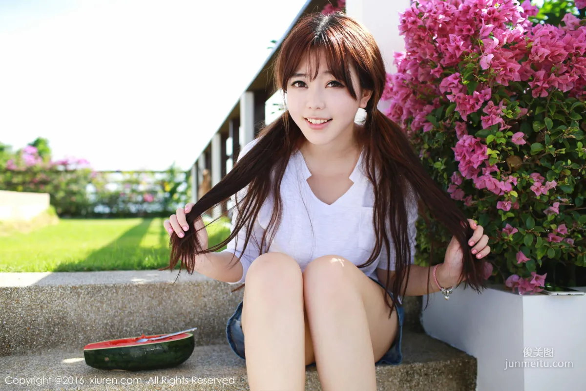 Liu Feier Faye 《Watermelon + Denim Ultra Short Skirt + Knit Lingerie》 [XiuRen] No.490 Photo Set photo 19