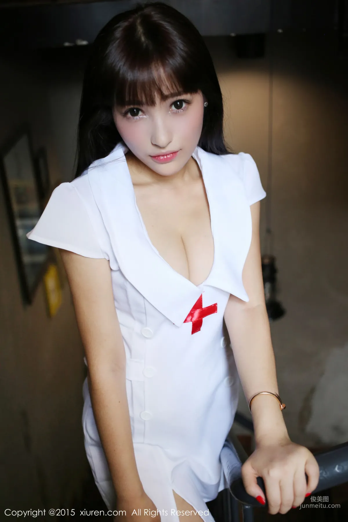Nic Nikeke White Tank Top + Nurse Outfit [XiuRen] No.389 Photo Set photo 70