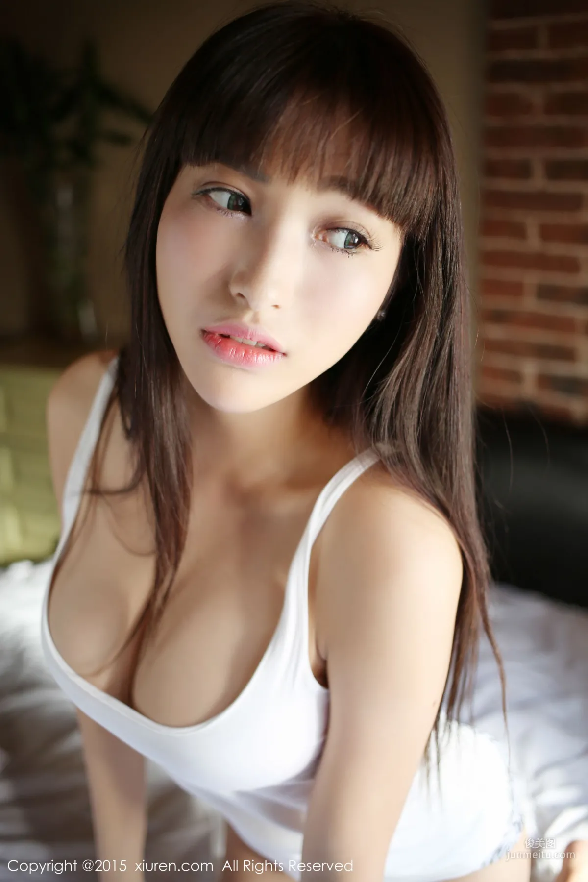 Nic Nikeke White Tank Top + Nurse Outfit [XiuRen] No.389 Photo Set photo 21