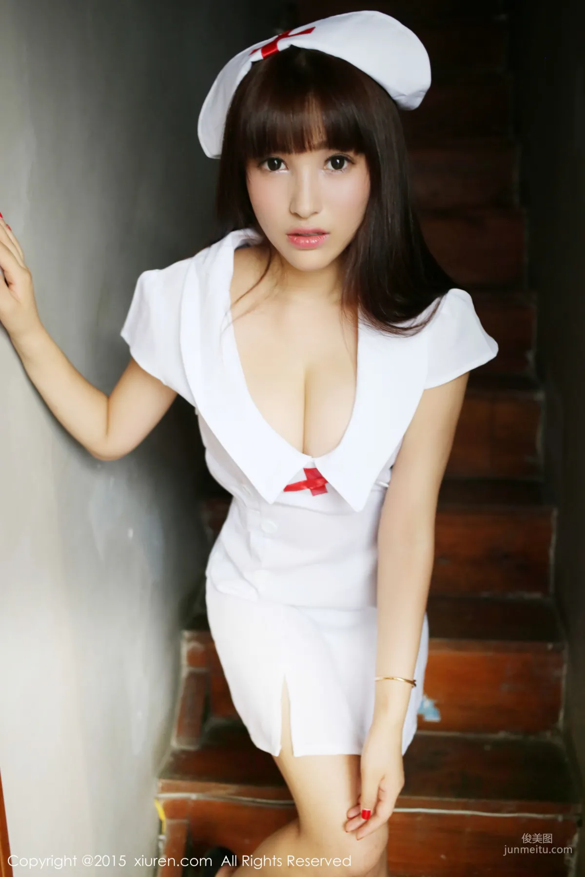 Nic Nikeke White Tank Top + Nurse Outfit [XiuRen] No.389 Photo Set photo 49