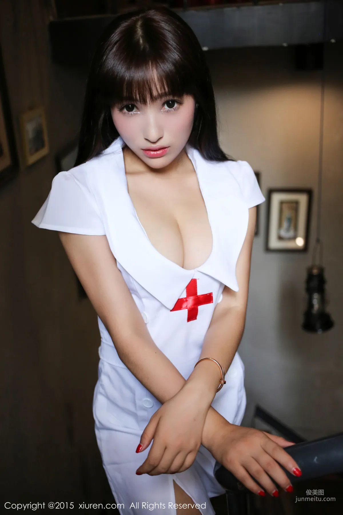 Nic Nikeke White Tank Top + Nurse Outfit [XiuRen] No.389 Photo Set photo 71