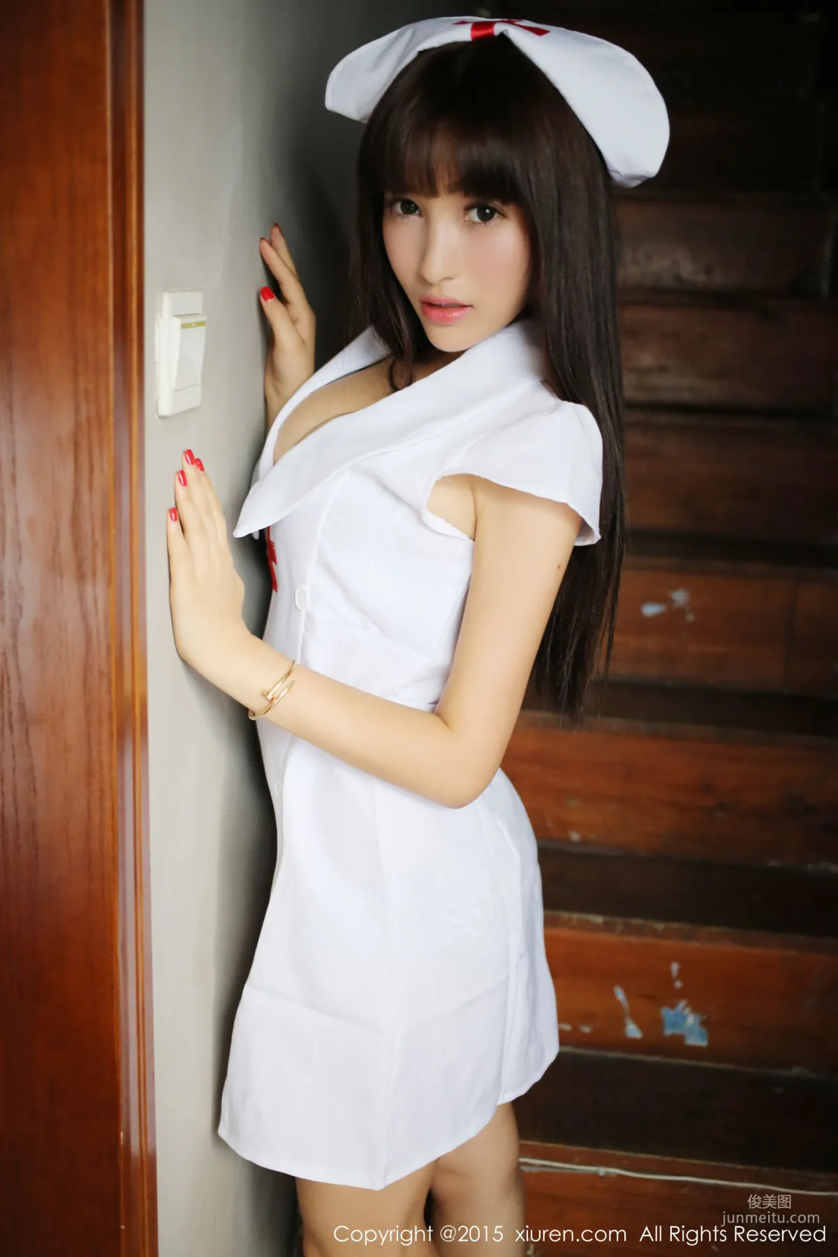 Nic Nikeke White Tank Top + Nurse Outfit [XiuRen] No.389 Photo Set photo 55