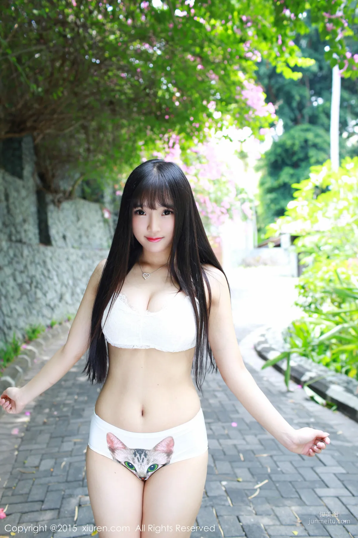 夏瑤baby《大胸大pp的表妹》 [秀人網XiuRen] No.409 寫真集 22