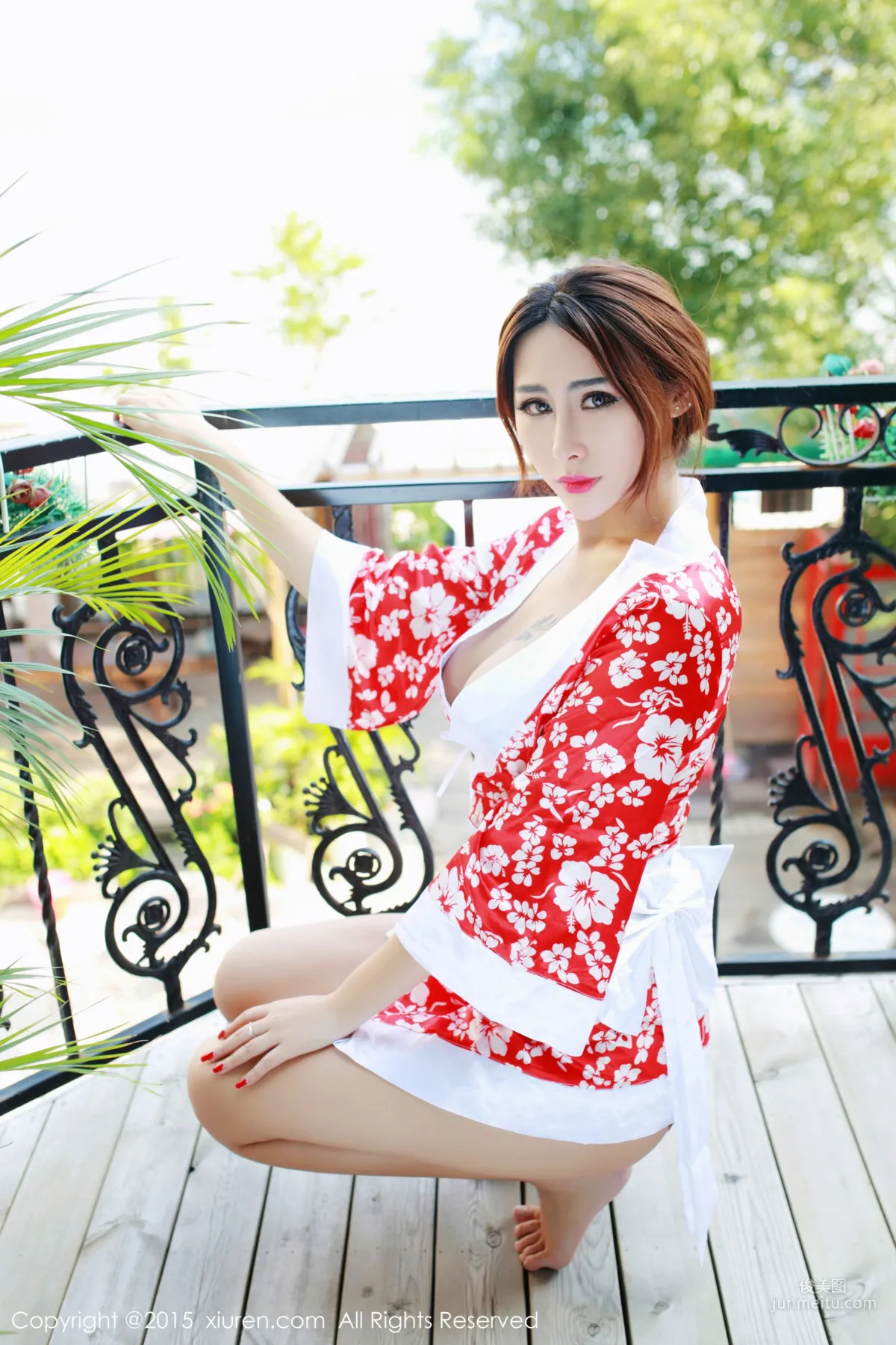 FoxYini Meng Huli, Three Sets of Gorgeous Sexy Outfits [XiuRen] No.392 Photo Set photo 26