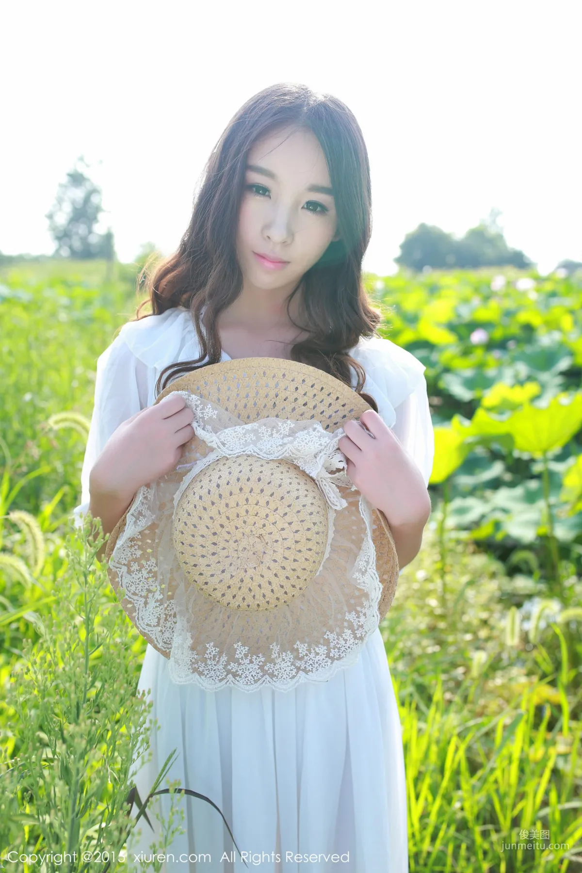 Zixuan Crystal, Fresh and Natural Outdoor Shoot, Outdoor Exposure [XiuRen] No.371 Photo Set photo 19