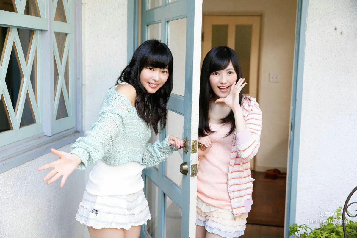 Mayu Watanabe / Rino Sashihara, The Strongest Two Top in History Photo Set [YS Web] Vol.614 photo 2