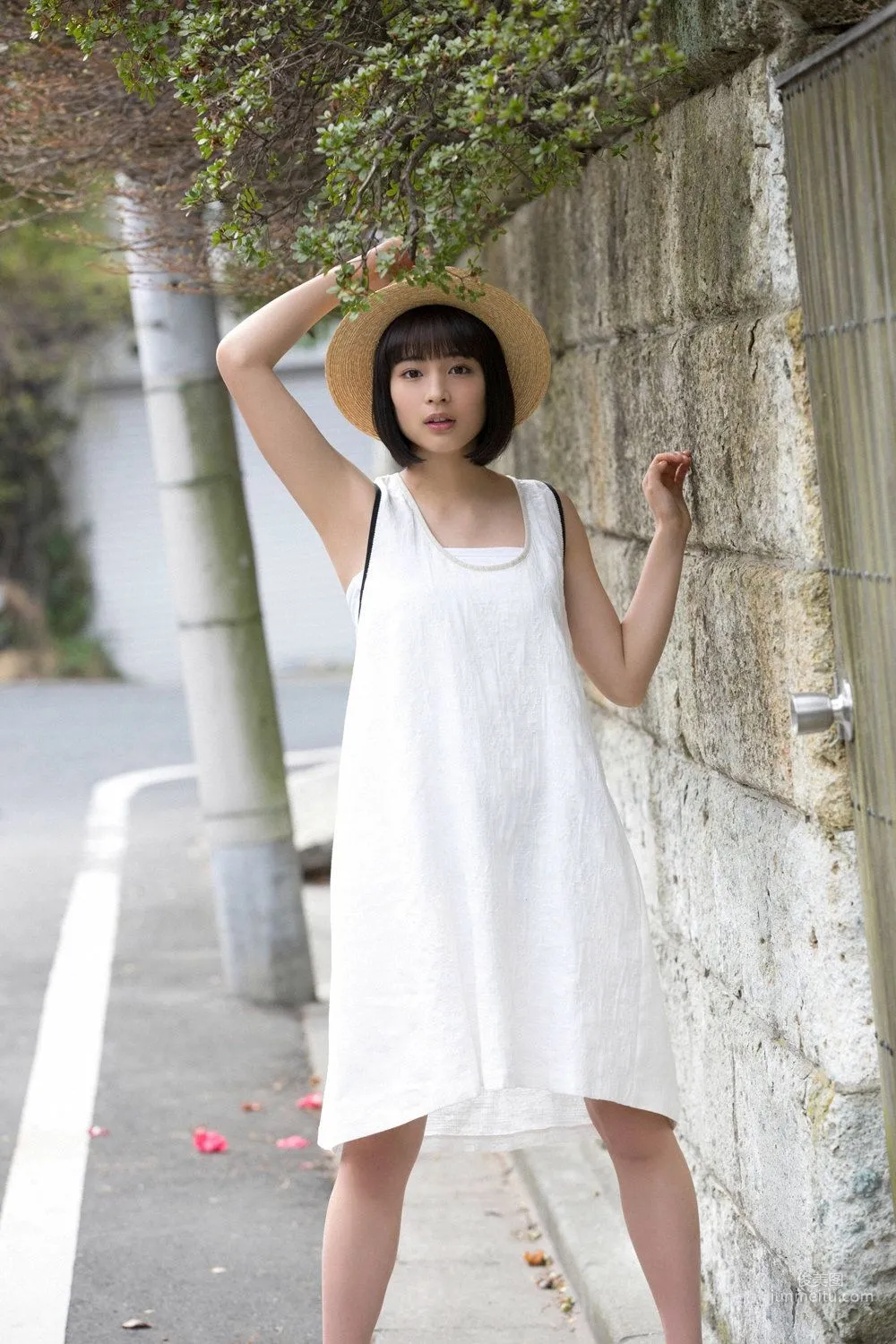 Suzu Hirose Miracle Sister Photo Set [YS Web] Vol.654 photo 13