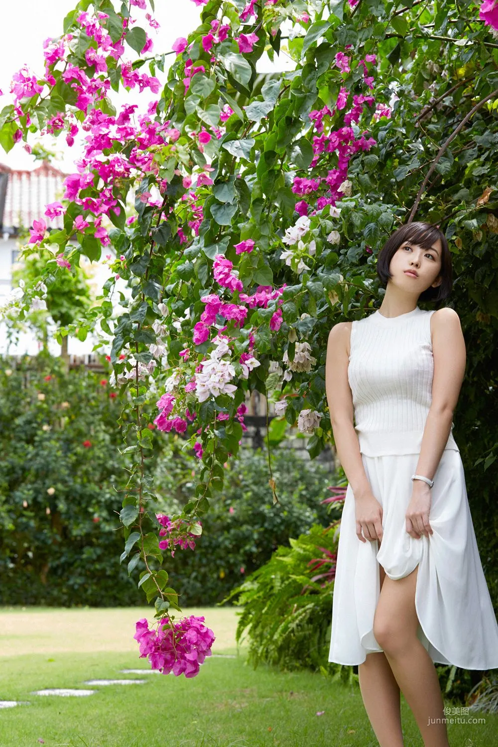 [YS Web] Vol.734 Sara Oshino 忍野さら 写真集4