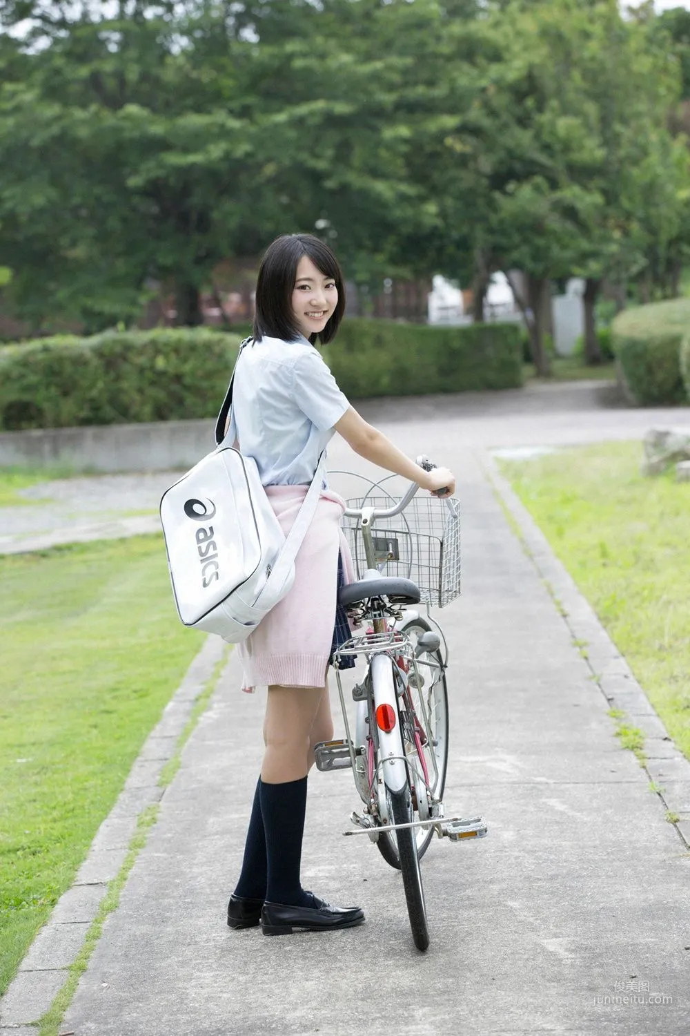 武田玲奈《夏に跳べ！部活少女》寫真集 [YS Web] Vol.662 8