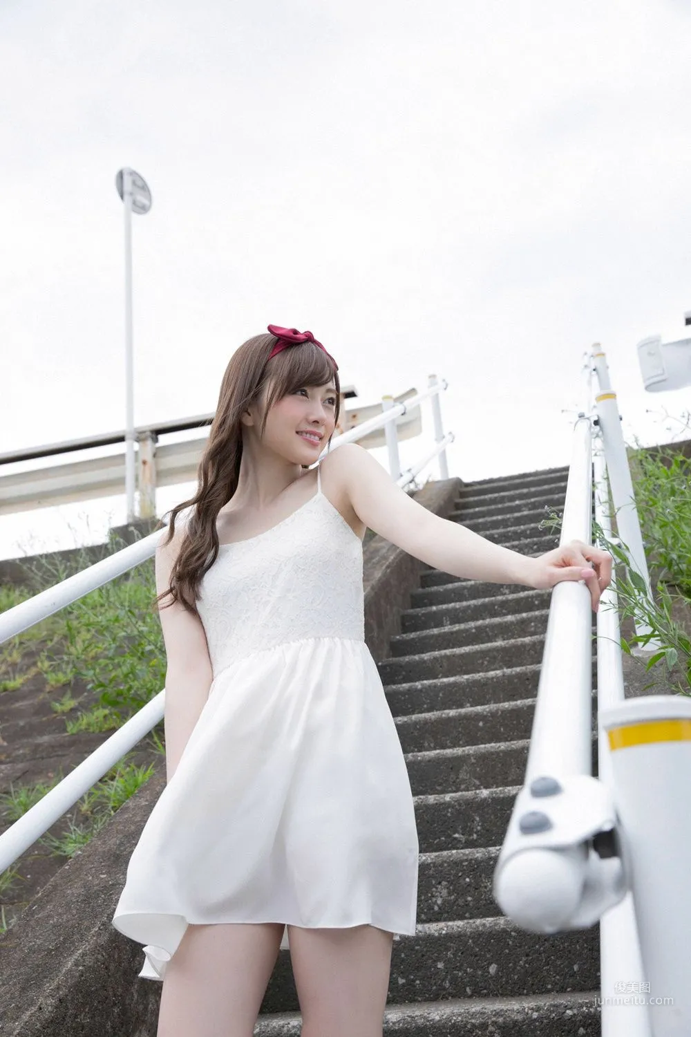 白石麻衣《エース登闆!!!!!!》寫真集 [YS Web] Vol.670 3