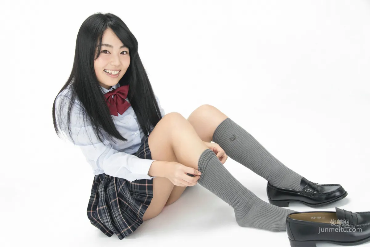 仲倉靜香《黒髪Gカップちゃん入學！》寫真集 [YS Web] Vol.636 18