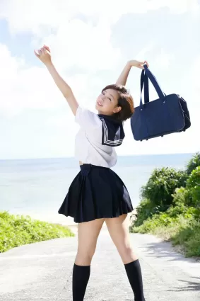 佐山彩香《グラドルの逆襲！！》寫真集 [YS Web] Vol.638
