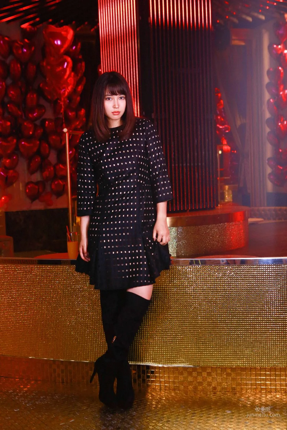 Alice Hirose, Heroine and Party! Photo Set [YS Web] Vol.679 photo 23