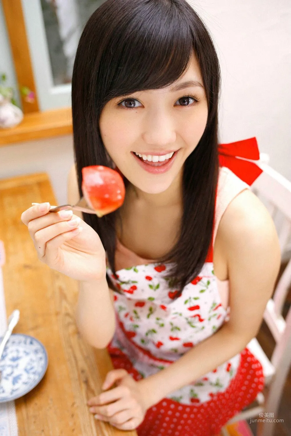 Mayu Watanabe / Rino Sashihara, The Strongest Two Top in History Photo Set [YS Web] Vol.614 photo 18