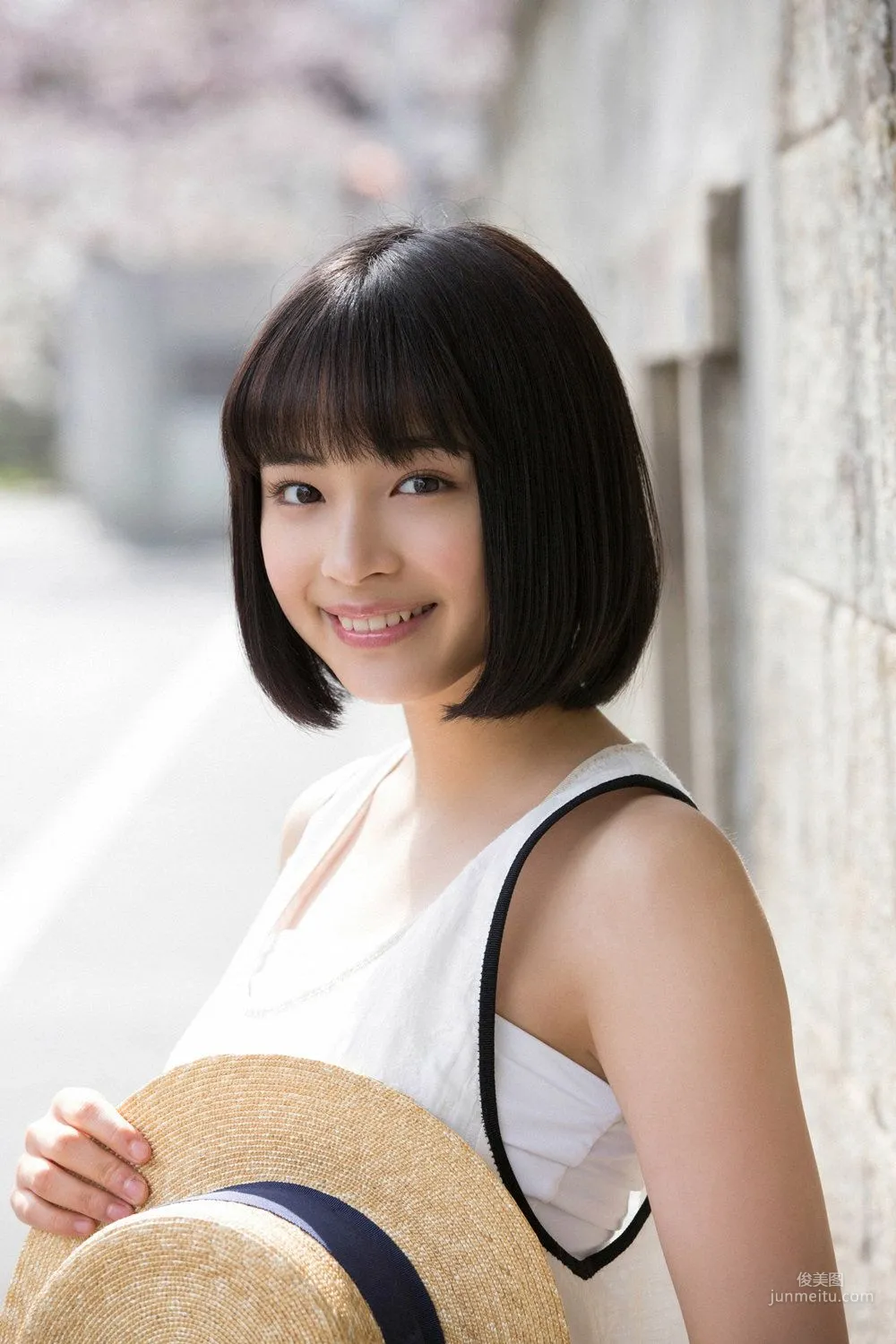 Suzu Hirose Miracle Sister Photo Set [YS Web] Vol.654 photo 14