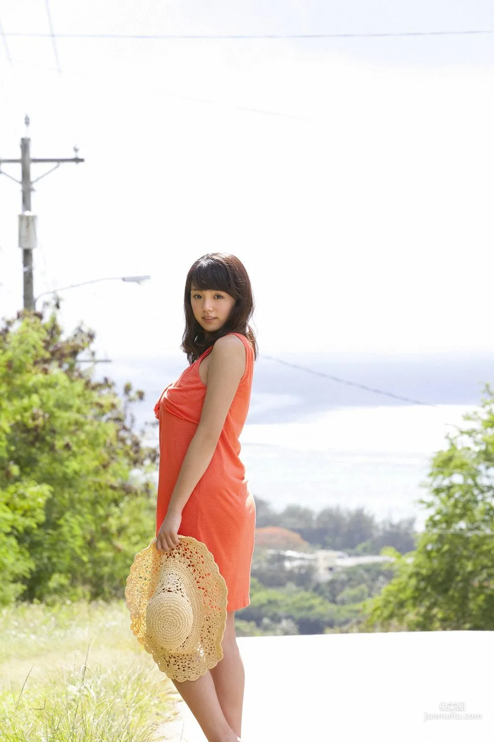 篠崎愛《らぶたんと夏休み》写真集 [YS Web] Vol.4134