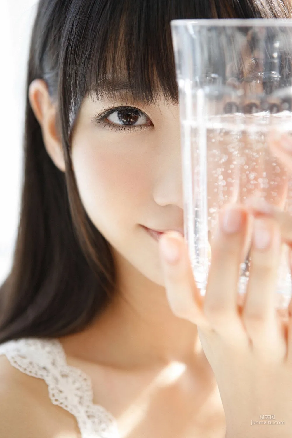 柏木由紀《ひだまりゆきりん》写真集 [YS Web] Vol.44621