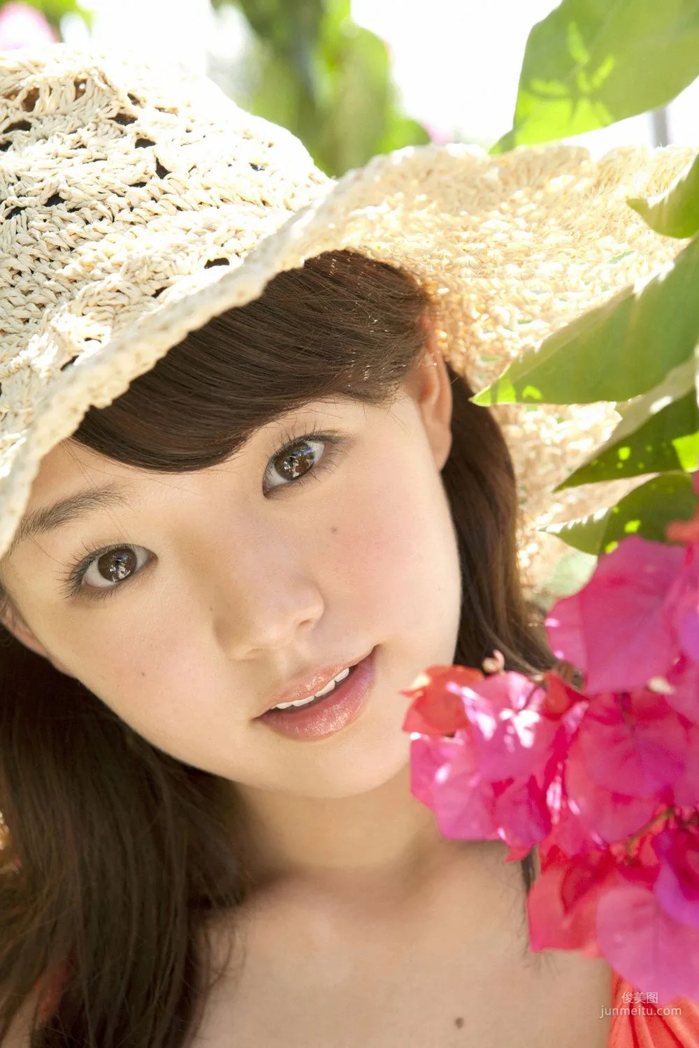 Ai Shinozaki, Rabutan and Summer Vacation Photo Set [YS Web] Vol.413 photo 8