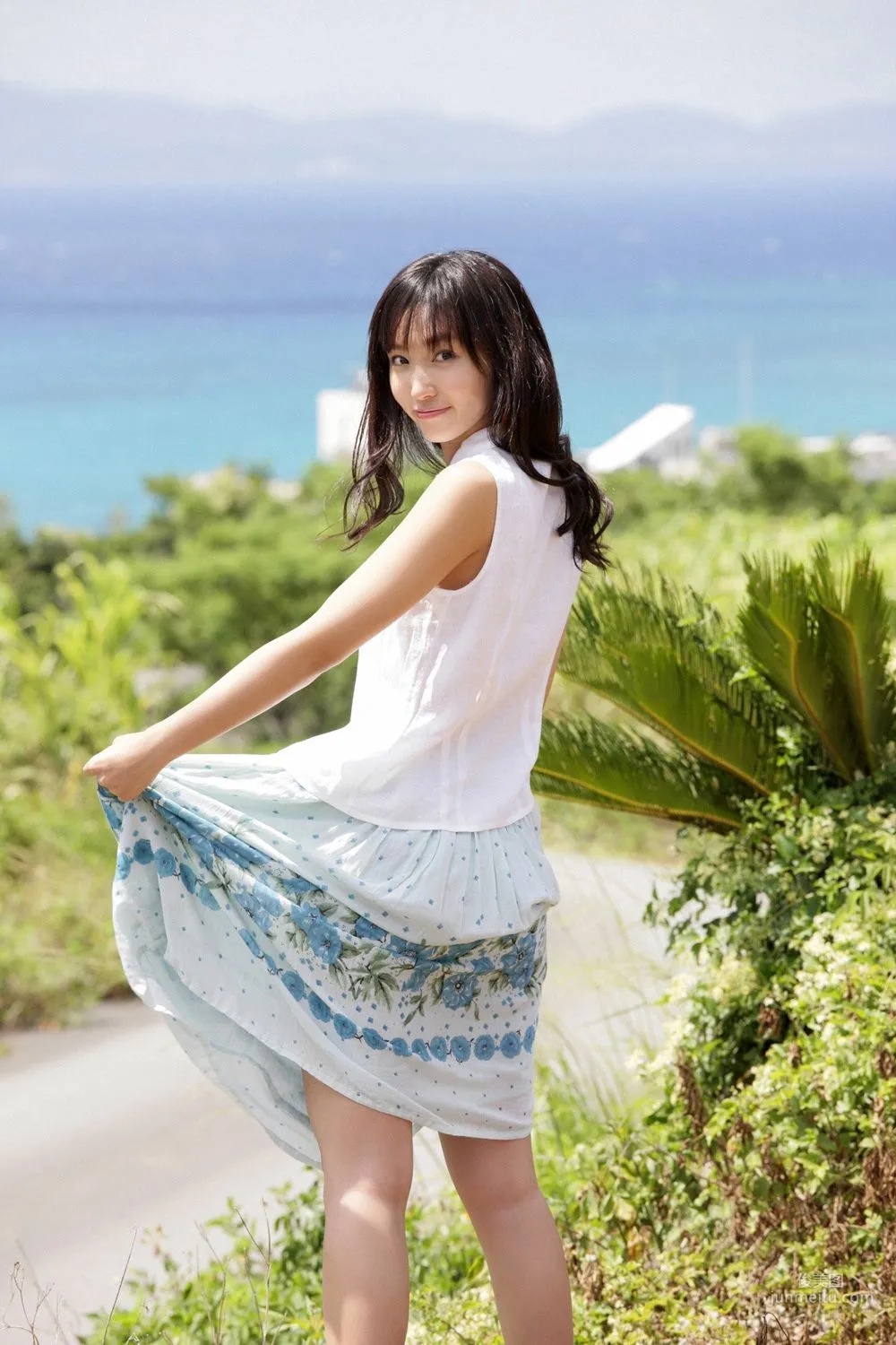 吉木りさ/吉木梨纱《ダラビァ絕對ヒロイン降臨!!》写真集 [YS Web] Vol.5273