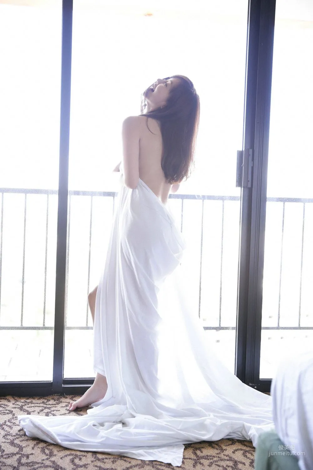 杉原杏璃《やつぱ胸騷ぎ》写真集 [YS Web] Vol.60150